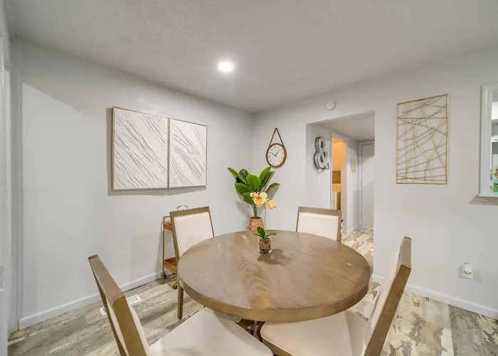 Holiday home Pet-friendly Retreat W/ Yard, 12 Mi To Dtwn Tulsa